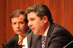 Carlos Bustamante 6919